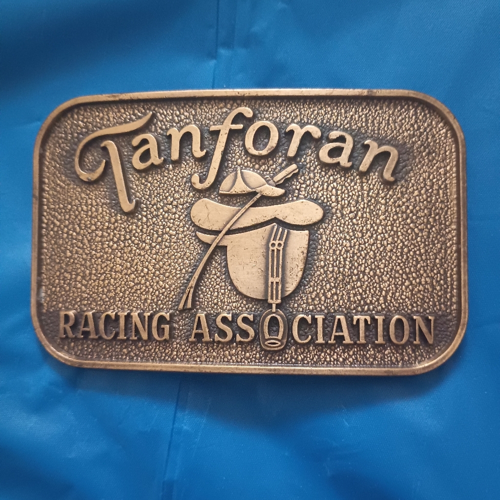 Belt buckle